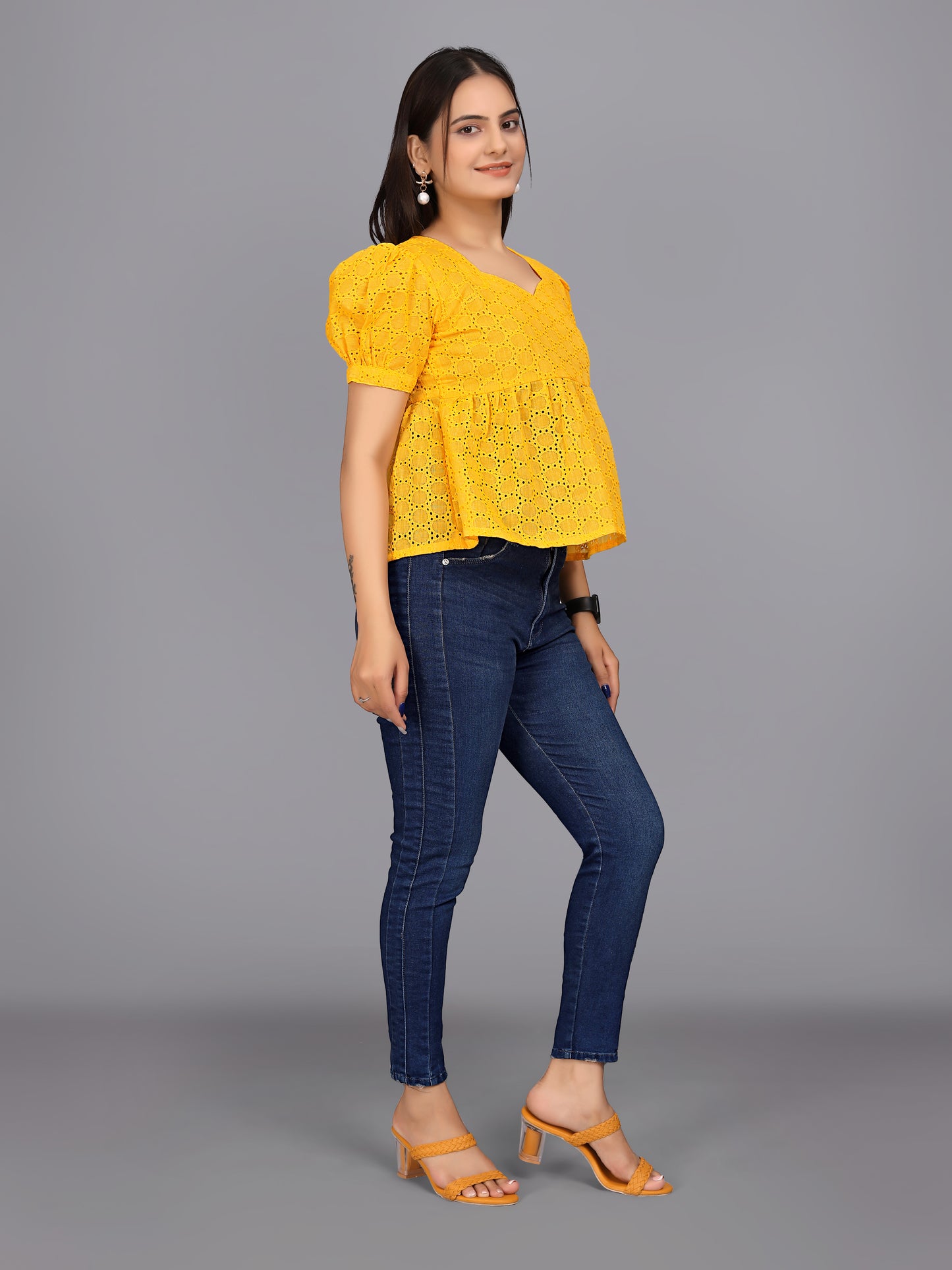 Flaired Hakoba Top With Ballon Sleeves(Yellow)